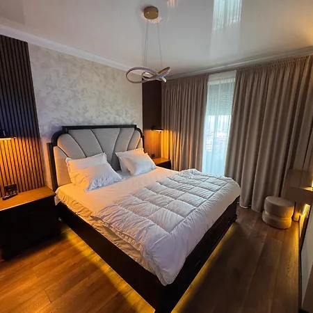 Royal Princess In Noble By Building Stefan Apartament Năvodari