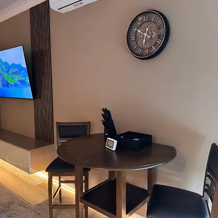Royal Princess In Noble By Building Stefan Apartament Năvodari